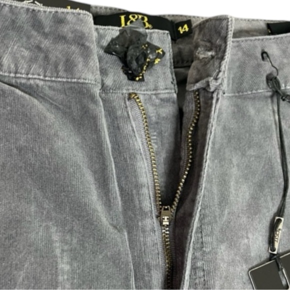 Lucky & Blessed Carson Grey Corduroy Flare Plus Size Jeans NEW Sizes: 16, 18, 20 - Picture 5 of 8